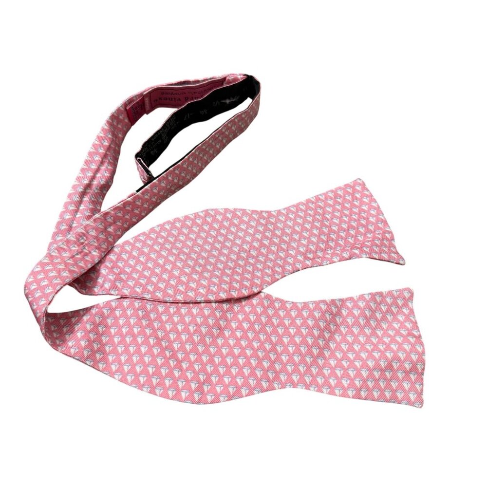 Vineyard Vines Pink Blue Sailboats Print Silk Bow Tie Mens Preppy Nautical